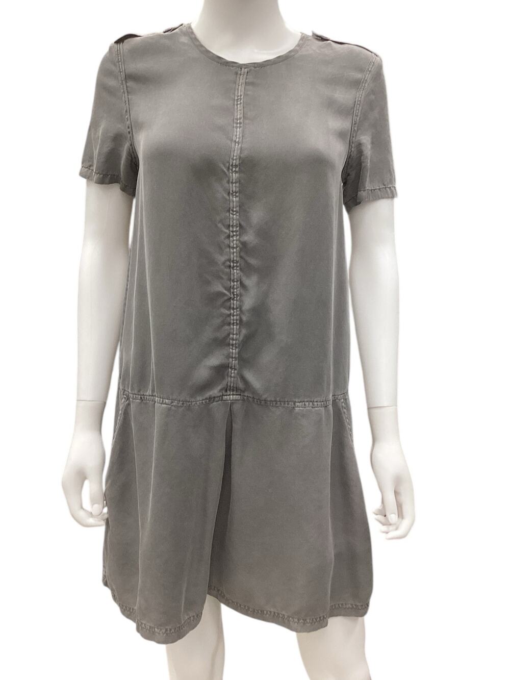 Burberry Dress Women’s Size 6 Silk Drop Waist Shift in Gray